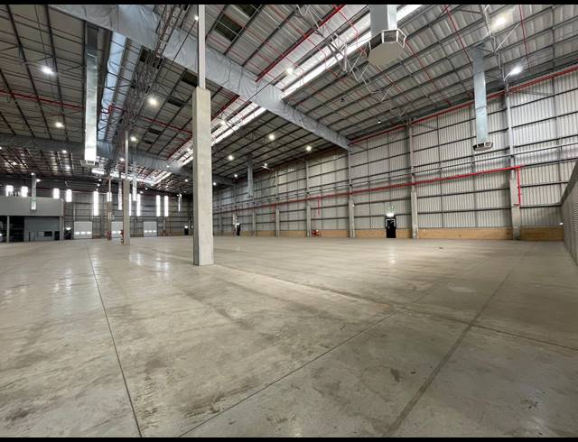 8,513M² WAREHOUSE TO LET IN WATERFALL